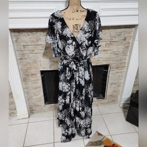 NW Night Way black‎ white floral asymmetrical hem maxi dress plus size 18W new